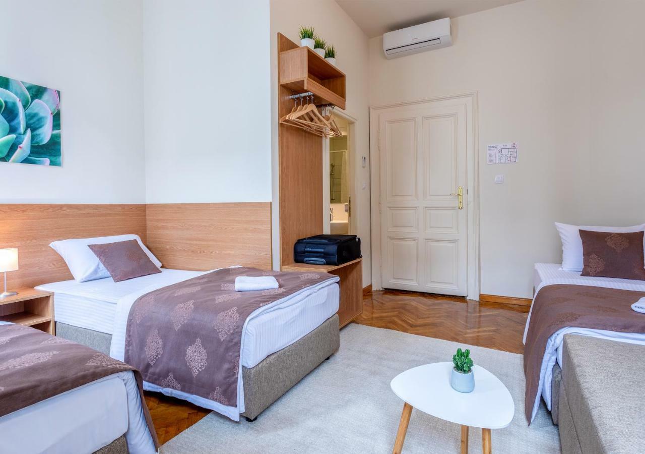Booking En Suite Белград Екстер'єр фото